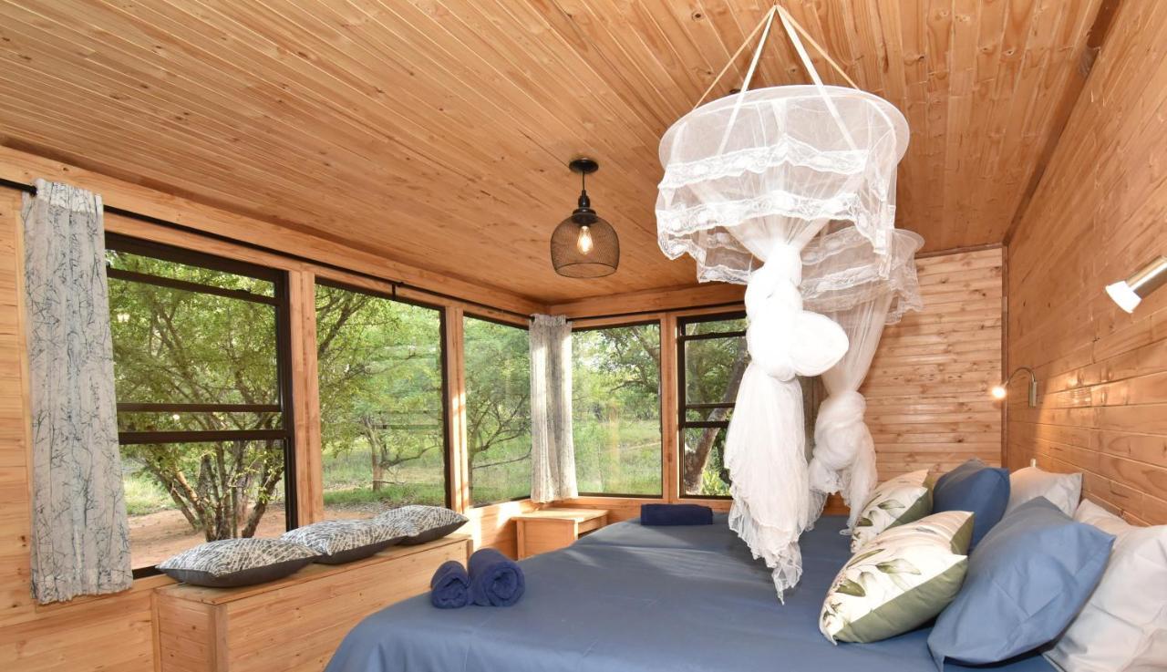 Pezulu Tree House Lodge Hoedspruit Exteriör bild