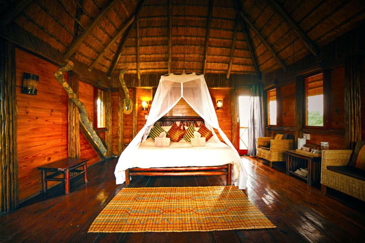 Pezulu Tree House Lodge Hoedspruit Exteriör bild