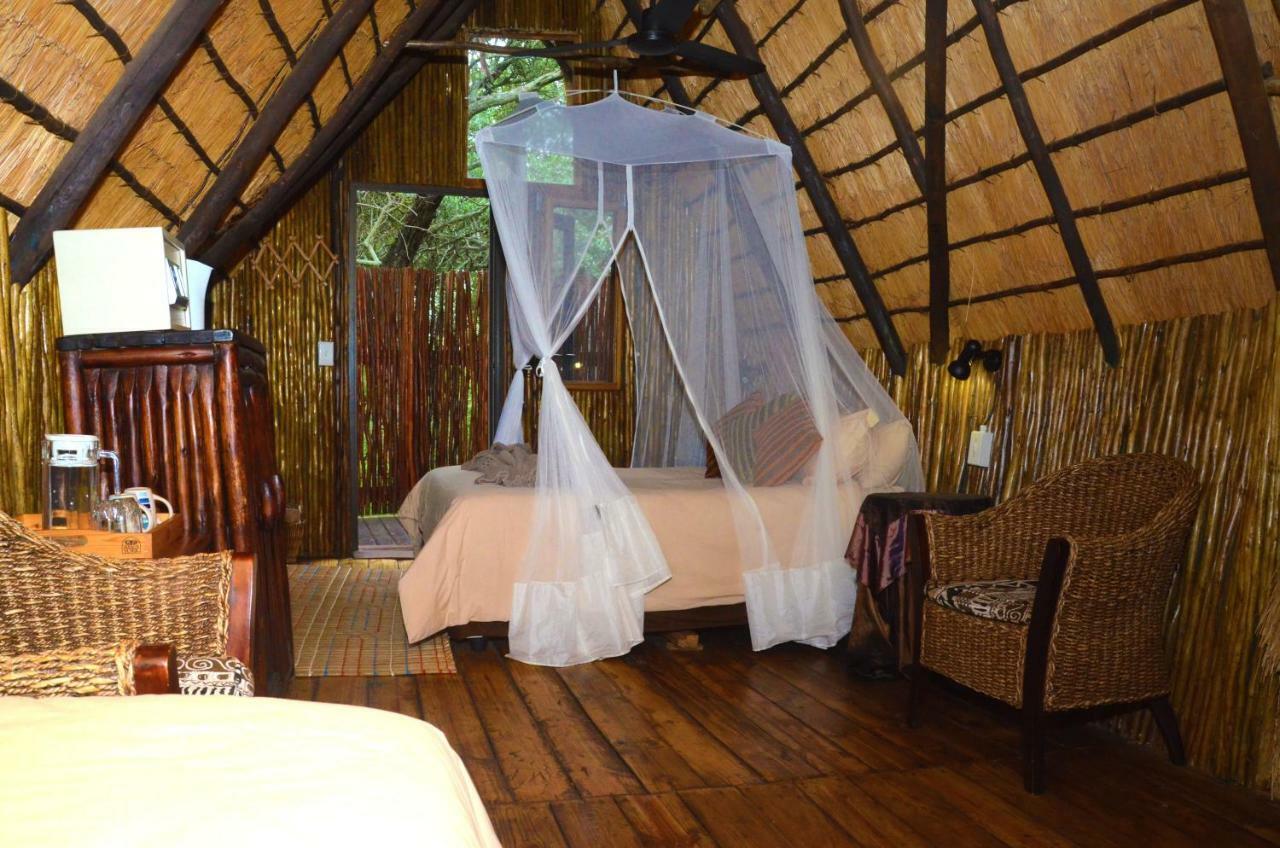 Pezulu Tree House Lodge Hoedspruit Exteriör bild