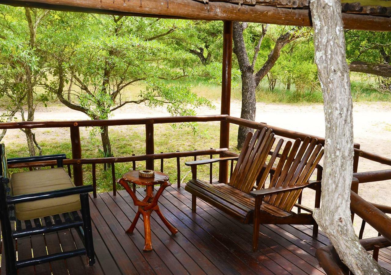 Pezulu Tree House Lodge Hoedspruit Exteriör bild
